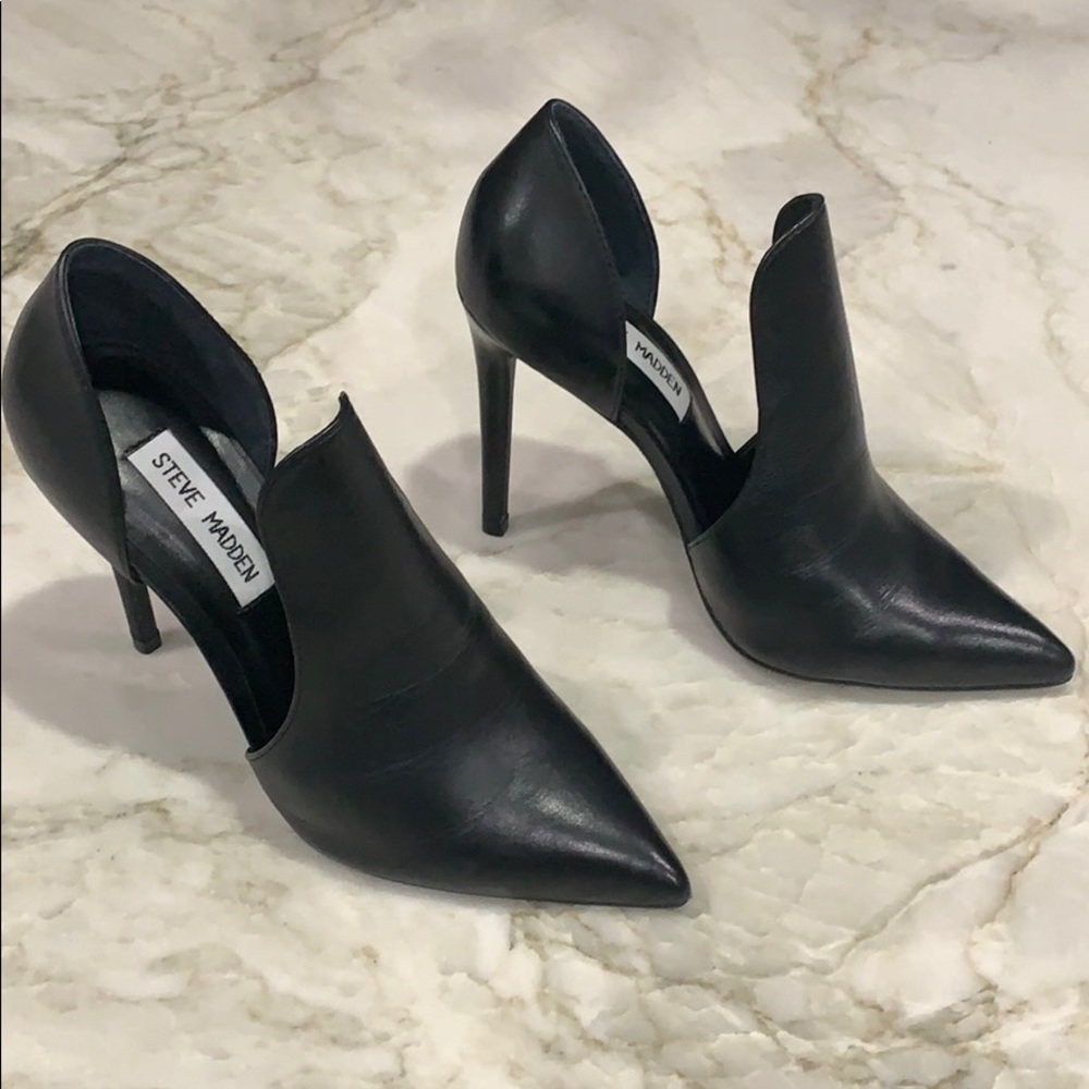STEVE MADDEN leather pointy stilettos in 5.5